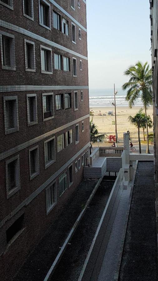 Pe Na Areia - Grande - Sp, Aviacao Apartment